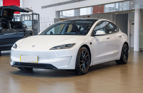 特斯拉Model 3高性能全轮驱动版