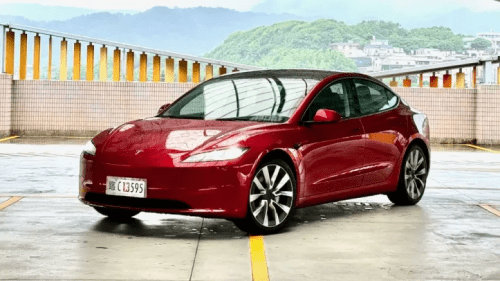 特斯拉 Model 3 全新改款台湾版本