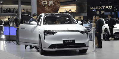 问界M8