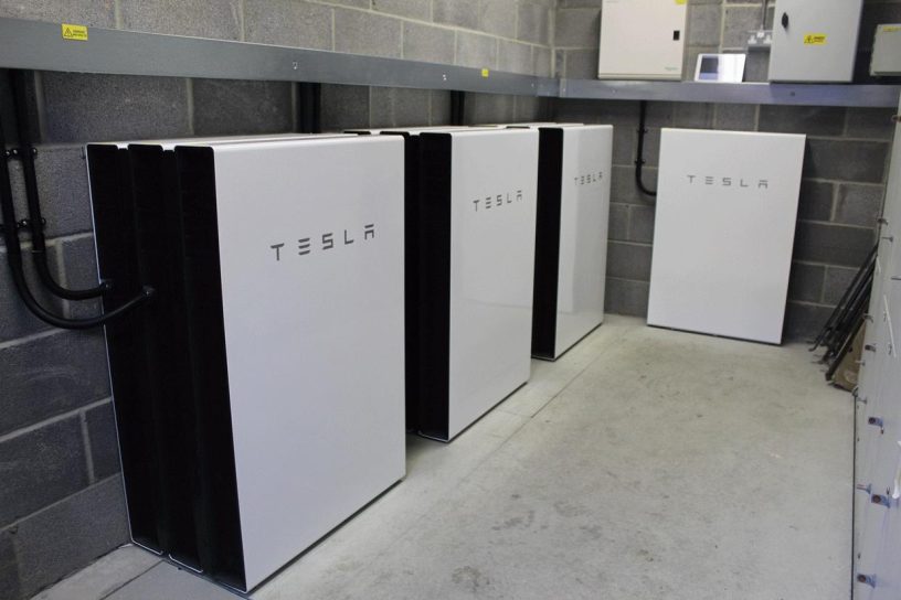 特斯拉Powerwall家用储能电池组